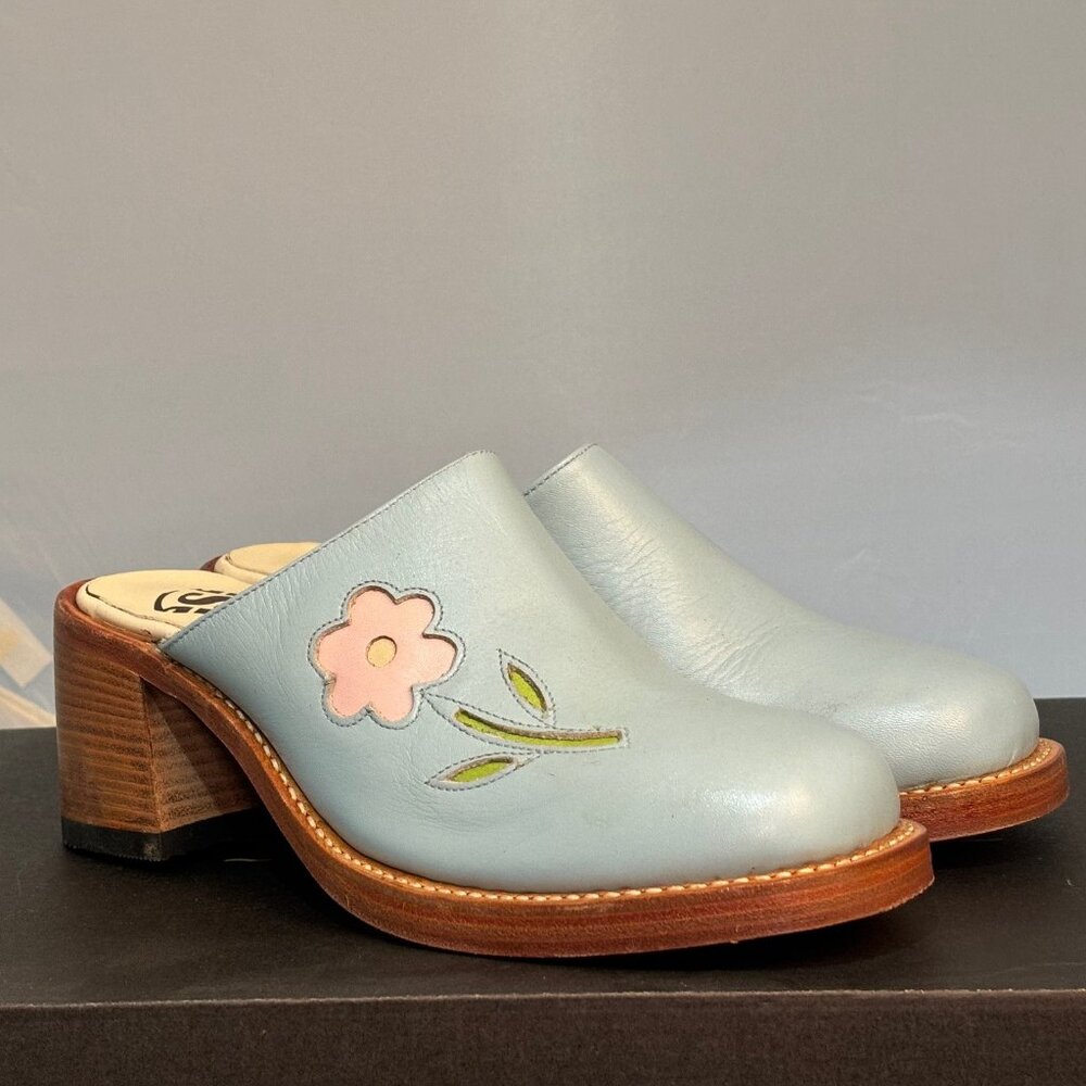 Sendra Vintage Toledo Clog in Sky Blue
